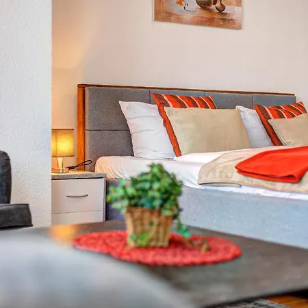 Stranddistel, Haus Gudrun Whg 1 アパート ツィノヴィッツ